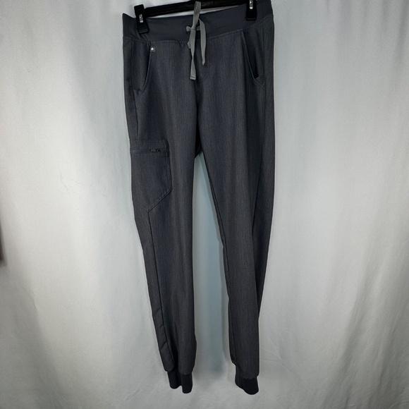 FIGS Graphite Scrub Set | Small Top + Small Tall Jogger Pants - Picture 3 of 12